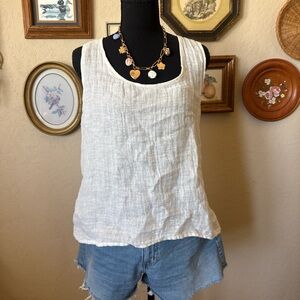 Lightweight White Scoop Neck Tank Top